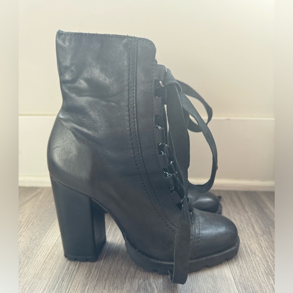 Schutz black laced booty! Chunky heel